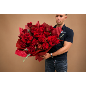 Buchet cu 25 trandafiri gigant