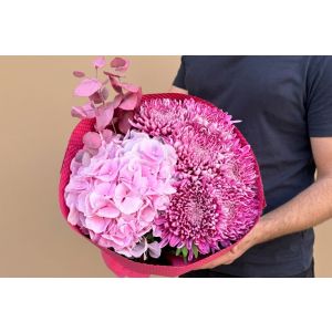 Buchet de toamnă cu hortensie si crizanteme